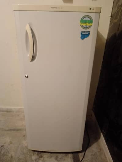 LG Imprted Room Used Like New Fridge, Refrigerator