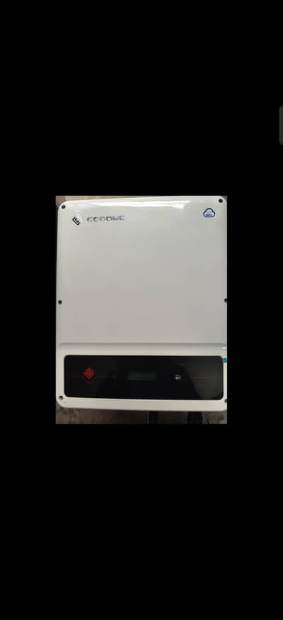 GoodWe 10kW Grid-Tied Solar Inverter (GW10KT-DT) – Used Like New