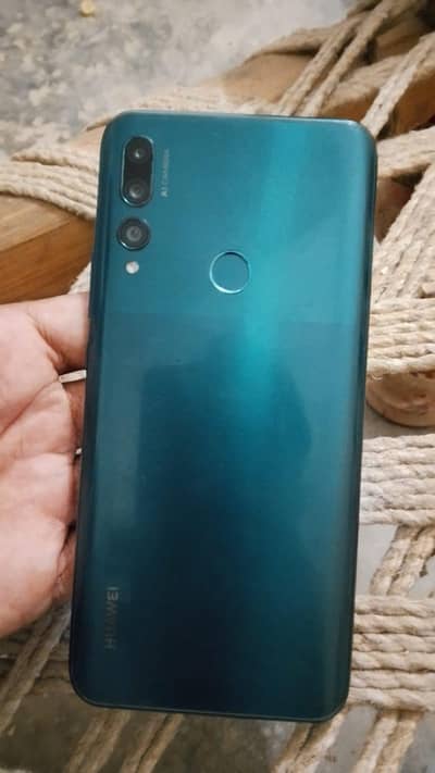 Huawei Y9