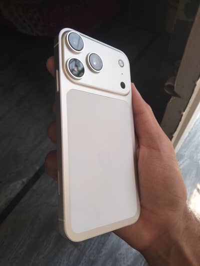 iPhone Xr converted 17 pro