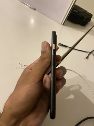 Google Pixel4 6gb 64gb non pta. 0/3/0/4/4/3/7/8/0/1/9