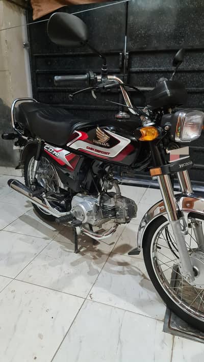 HONDA CD 70 GENUINE