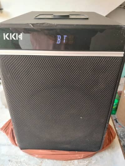 Blue tooth speaker Usb supported Genion Conditio all ok work