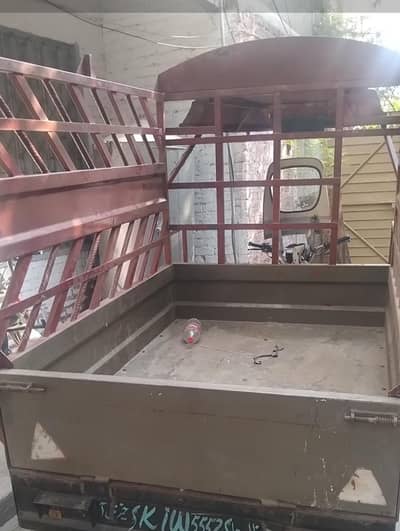 loading riksha avaliable ha bil koi saee halat ma ha