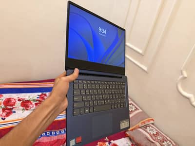 Lenovo Ideapad 330S - Core i5 8th Gen - 20GB RAM - 128GB SSD