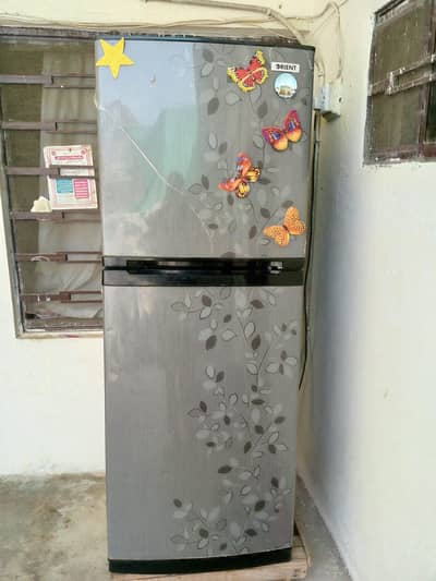 Orient Refrigerator For sale Medium size