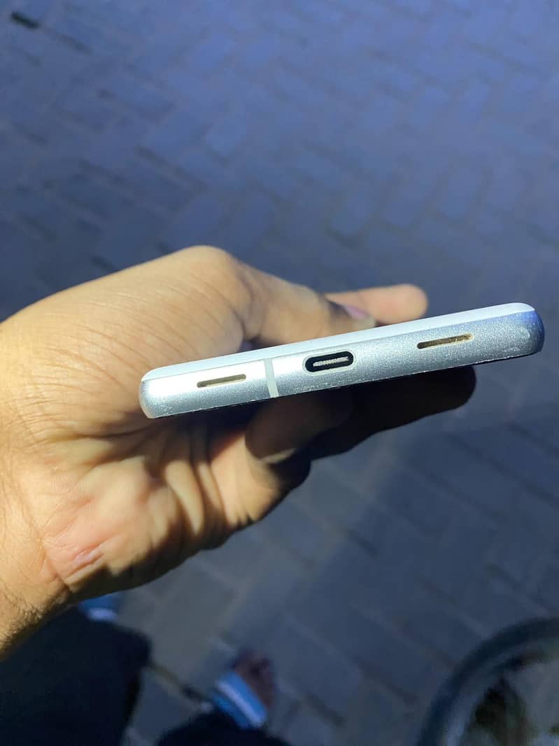 Google Pixel 7a 0