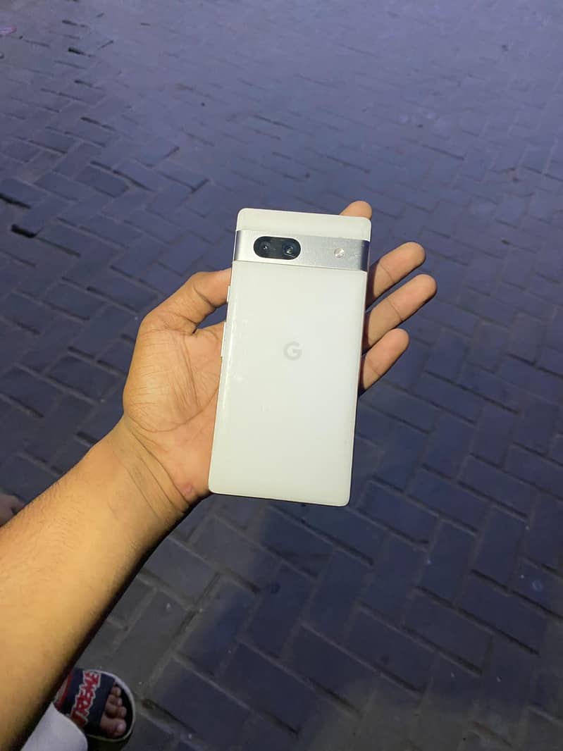 Google Pixel 7a 4