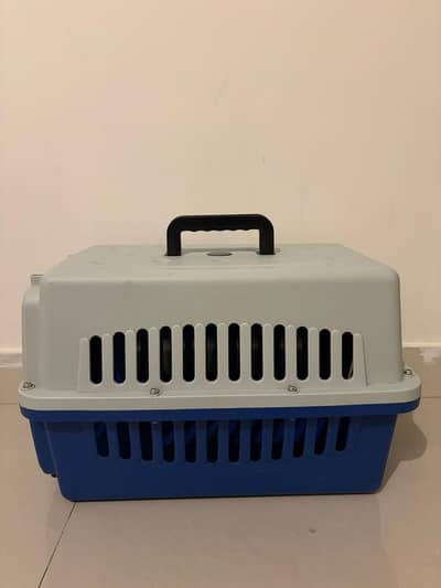 pet carrier