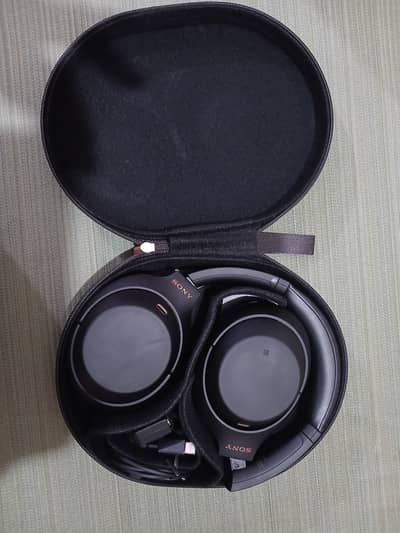 Sony WH1000 XM4 Active Noise Cancelling Headphones