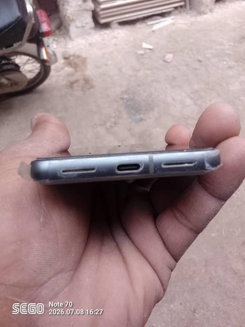 Google Pixel 8 1