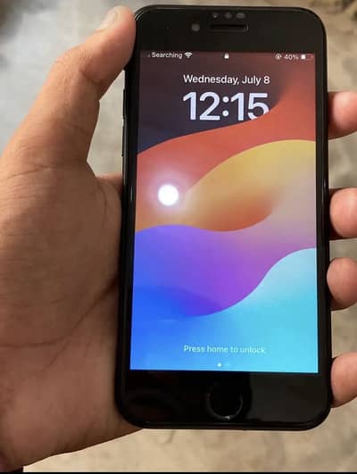 Apple iPhone SE