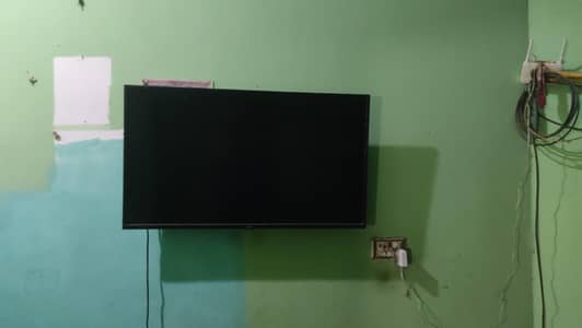 TCL 40 Inch LED TV for Sale Price: 36000