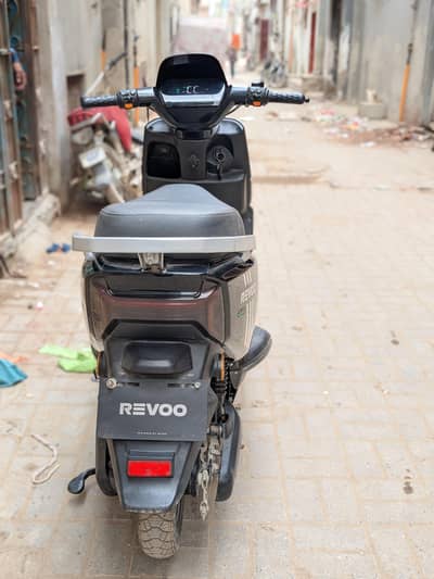 Revoo A12 lithium battery 100Km range 1 charge no any  fault