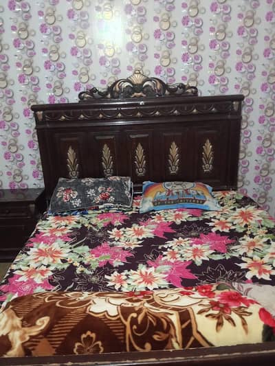 Complete Bedroom Furniture Set for Sale – Good Condition