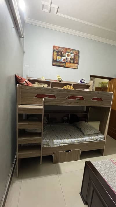 Bunk bed