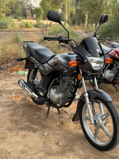 Suzuki gd110s 23/24 good condition