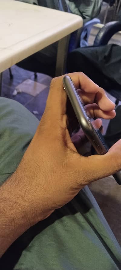 Apple iPhone 11