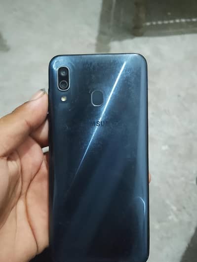 Samsung Mobile A30