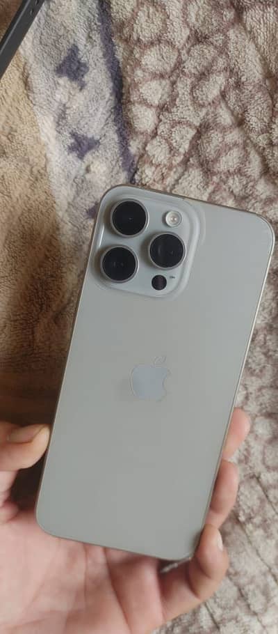 Apple iPhone 15 Pro Max