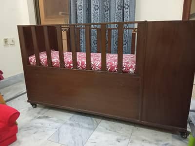 baby cot with mattress