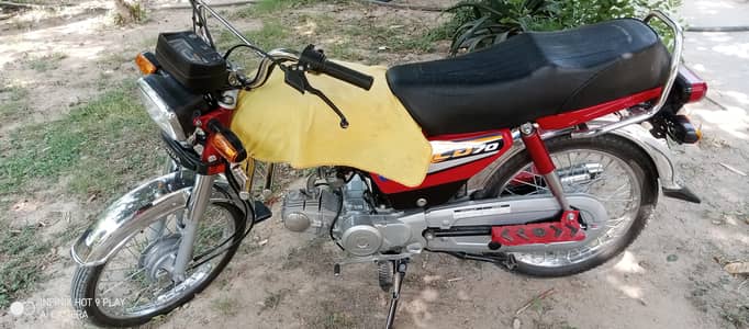 Honda CD 70,24 Dec  2025   Sticker 2025 Model. Whatsapp. 03115505152