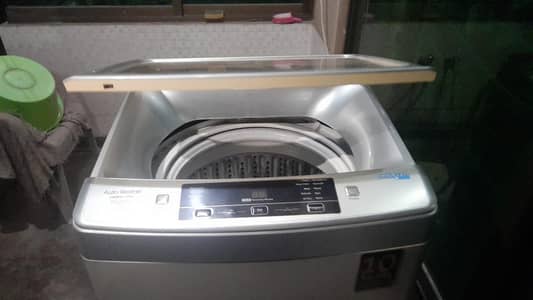 Automatic Haier Washing Machine 09 KG