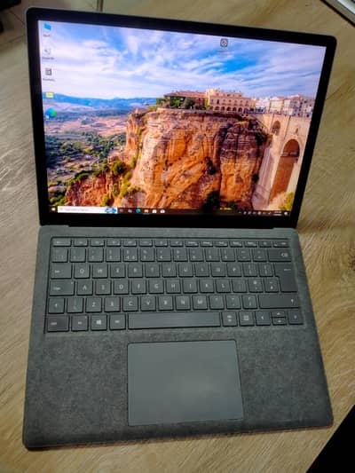 Microsoft Surface Laptop  4  Intel Core i5 11th Generation