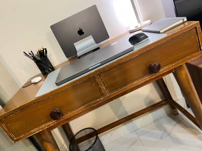 Office/study table