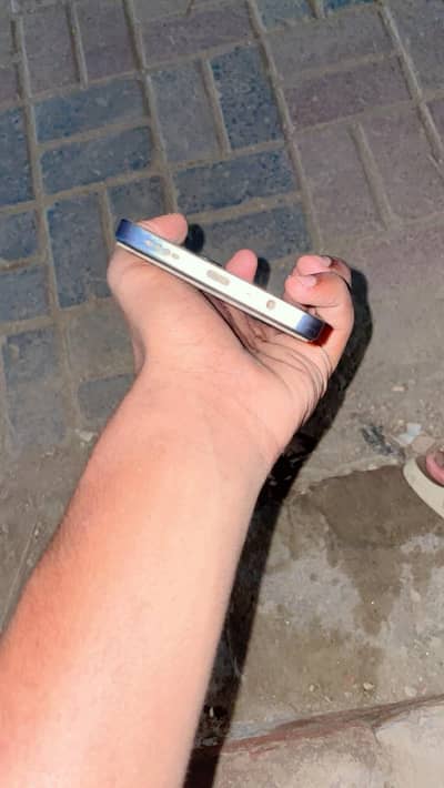 Realme Note 60