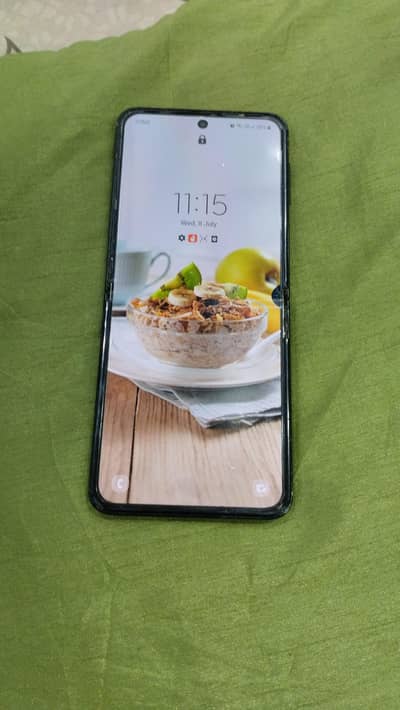 Samsung Mobile Z Flip 3