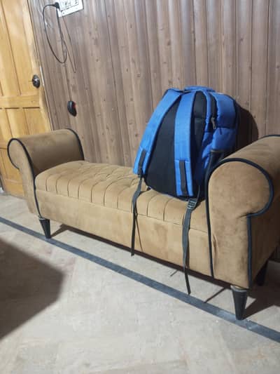 buffy type sofa pure condintion