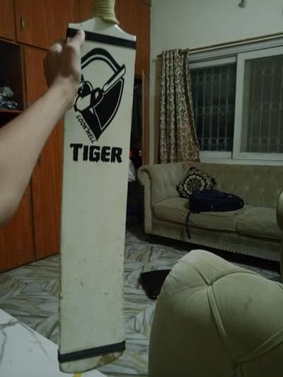 New Cricket tiger bat