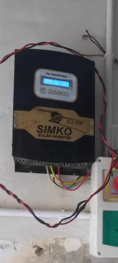 Simtek  solar inverter 3.2kv day time k liye