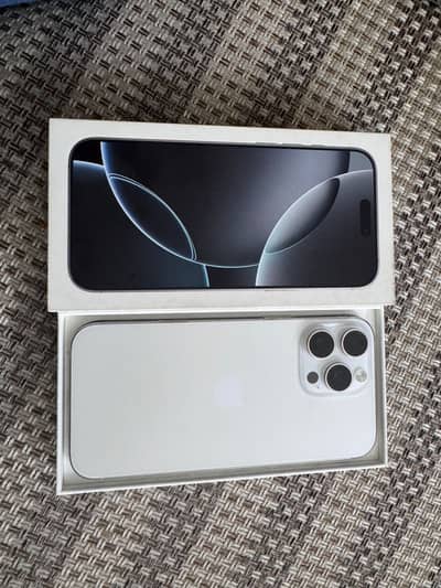 Apple iPhone 16 Pro Max