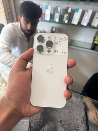 Apple iPhone 15 Pro