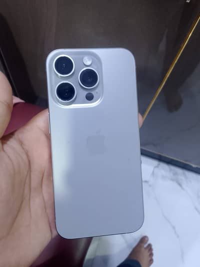 Apple iPhone 15 Pro