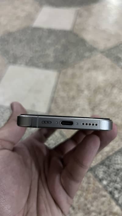 Apple iPhone 15 Pro
