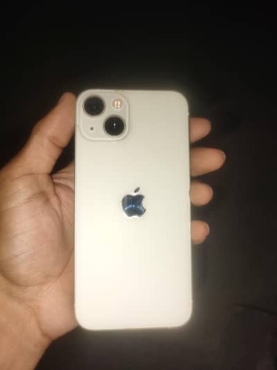Apple iPhone 13