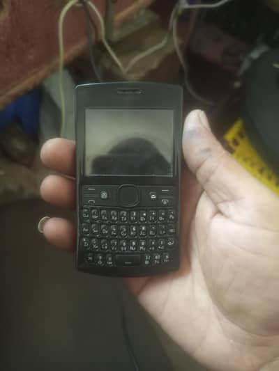Nokia Asha 205 pta  dual sim   2. . . 3 battery timeg