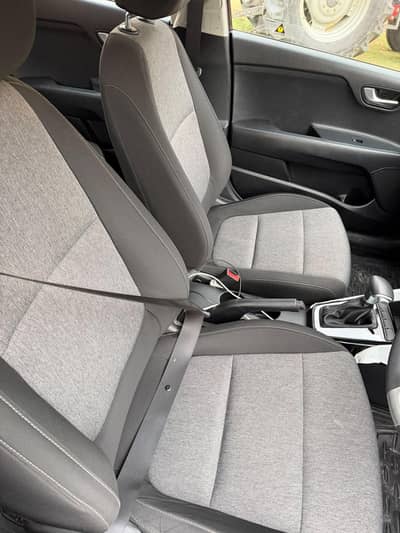 KIA STONIC ex