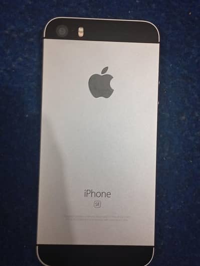 iPhone se ,87% battery health, speaker problem only