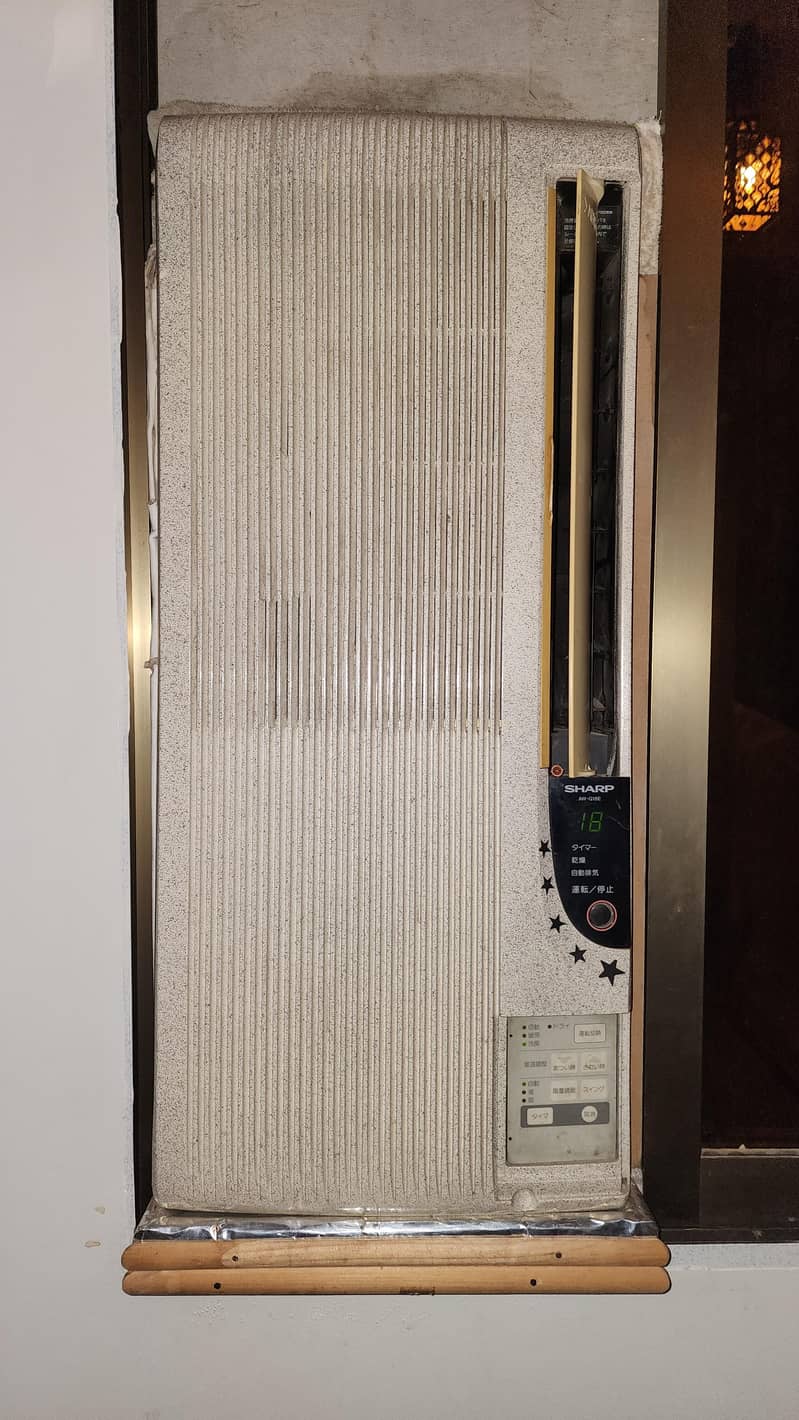sharp window AC 0