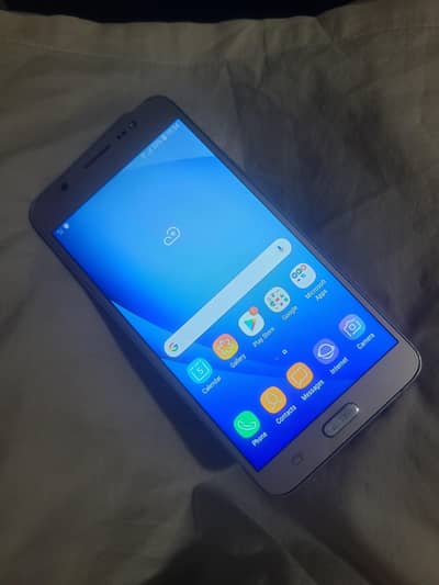 Samsung Mobile J7