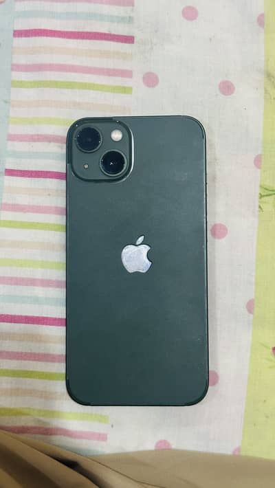 Apple iPhone 13
