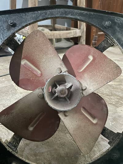Heavy duty exhaust fan