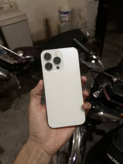 Apple iPhone 13 Pro FU