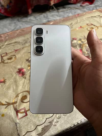 Infinix Hot 60i