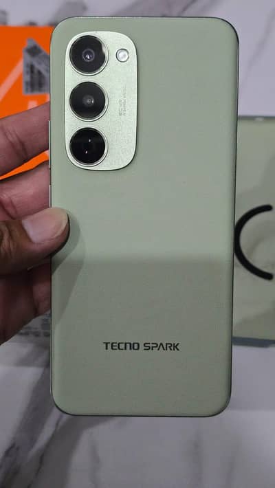 Tecno Spark 40 Pro Plus
