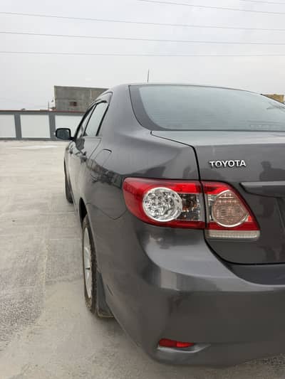 Toyota Corolla GLI 2012